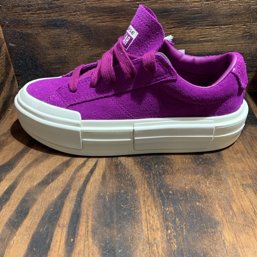Converse Cruise Sneaker Women 7 Quantum Violet A10089C NEW